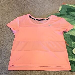 Nike Women’s Dri-Fit Boxy Mesh Short Sleeve S